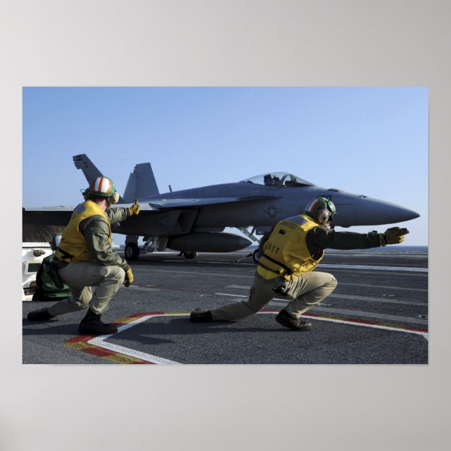 Skogarna ombord på USS George HW Bush Poster (Framsidan)