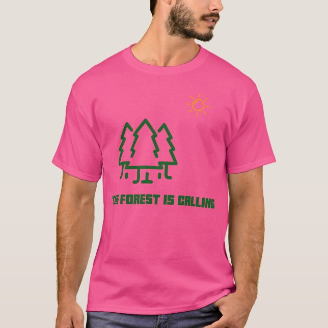 Skogen kallar på campingpresent t shirt (Framsida)