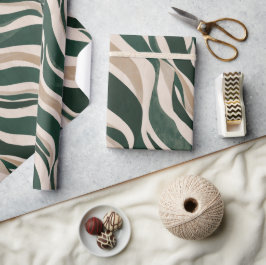 Skoggrön naturvåg Beige abstrakt mönster Presentpapper