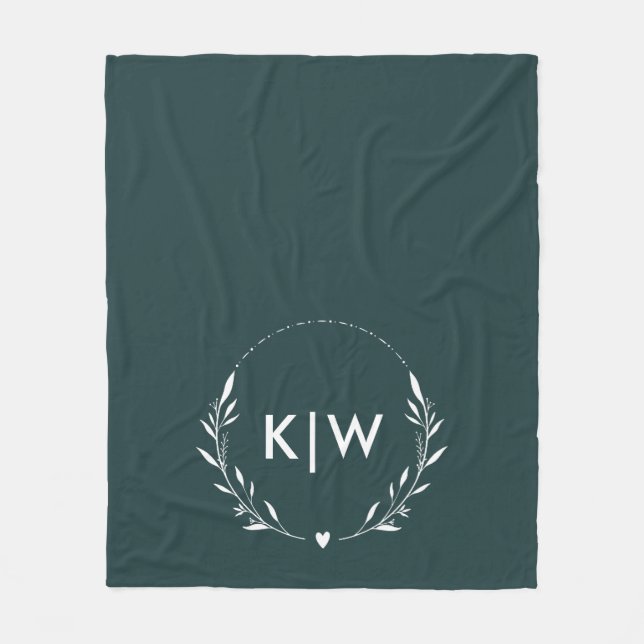Skoggrön och vit | Moderna initialer monogram Fleecefilt (Framsidan)