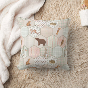 Skogsdjur Skogpatchwork Baby Shower Gift Kudde