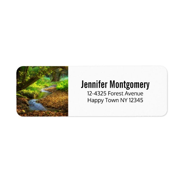 Skogsfoto för Bäck vackra naturområde Returadress Etikett (Framsidan)