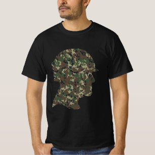 Skogsmaskerad soldat med hjälm t shirt