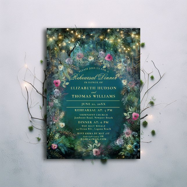 Skogsrehearsal-Ro-middag Inbjudningar (enchanted forest rehearsal dinner invite magic fairy tale woodland roses gold emerald green script)