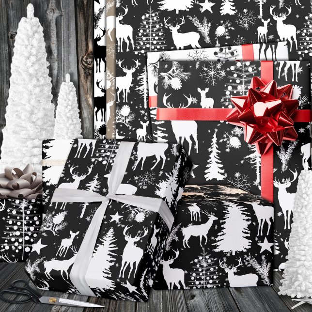Skogsrenar i svart och vitt presentpapper (Black And White Woodland Forest Reindeer Wrapping Paper In 6 & 15 foot long 30 inch rolls)