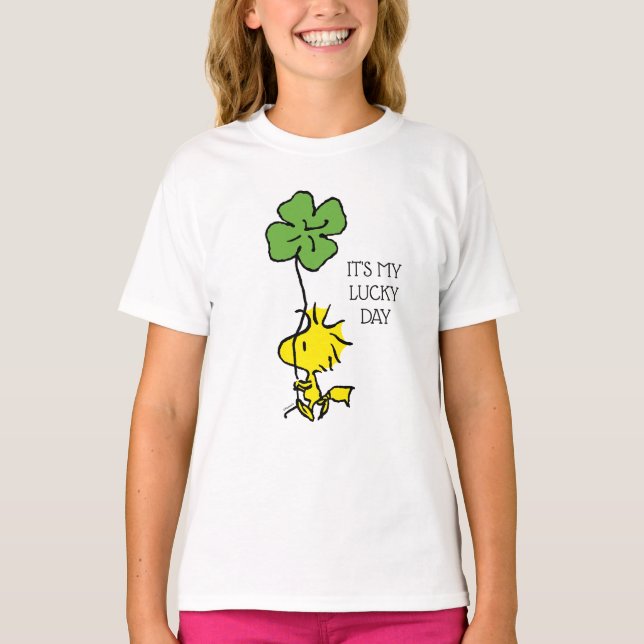 Skogstall med Shamrock T Shirt (Framsida)