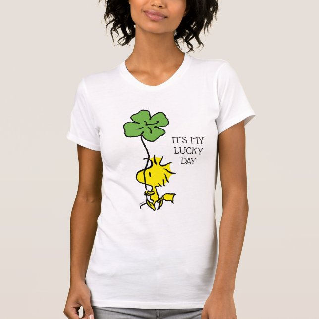 Skogstall med Shamrock T Shirt (Framsida)