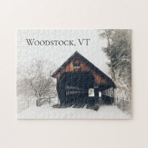 Skogstam Vermont Covered Bridge i Snö Pussel