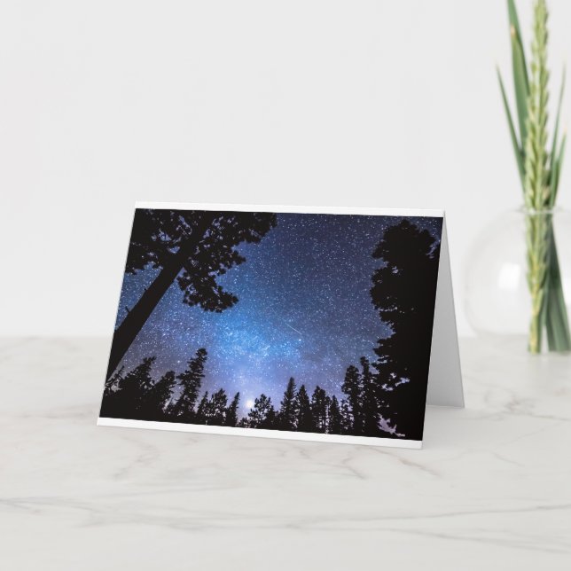 Skogstjärna som stirrar en astronomifröjd kort (Framsida)