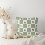 Skogsträdsdjur Mönster Baby Shower Kudde<br><div class="desc">Vi presenterar våra skogsdjur mönster babydusch dekorativ kudde - perfekt för ett sött och vismiskt firande! Det är underbart för en gender-neutralt-dusch. Den här bohemiska designen är en ljuv och enkel scen med sitt naturliga landskap grönt träd och klassisk uggla och klassiska fåglar. Idealisk för att ha välkomnat en liten...</div>