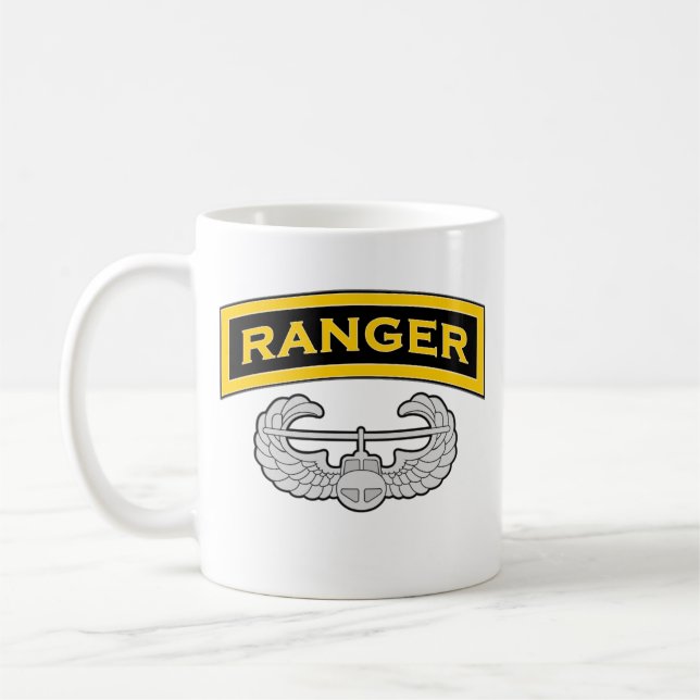Skogsvaktareflik - luftanfallemblem kaffemugg (Vänster)