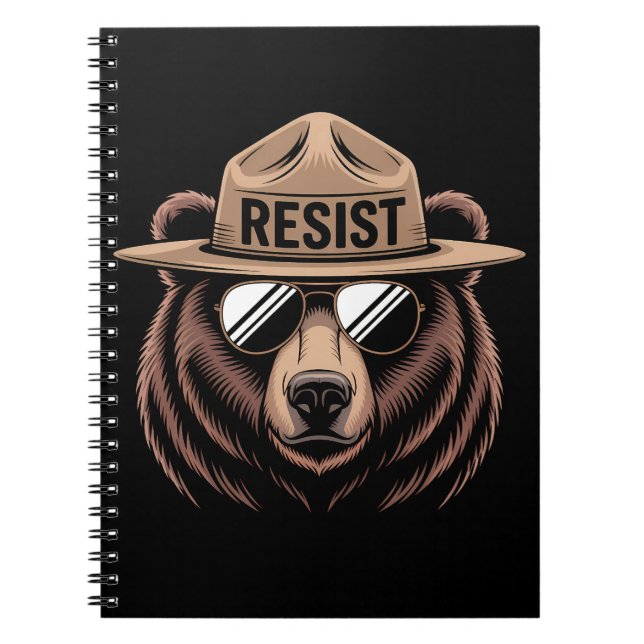 Skogsvaktarn Resist Bear Anteckningsbok (Framsidan)