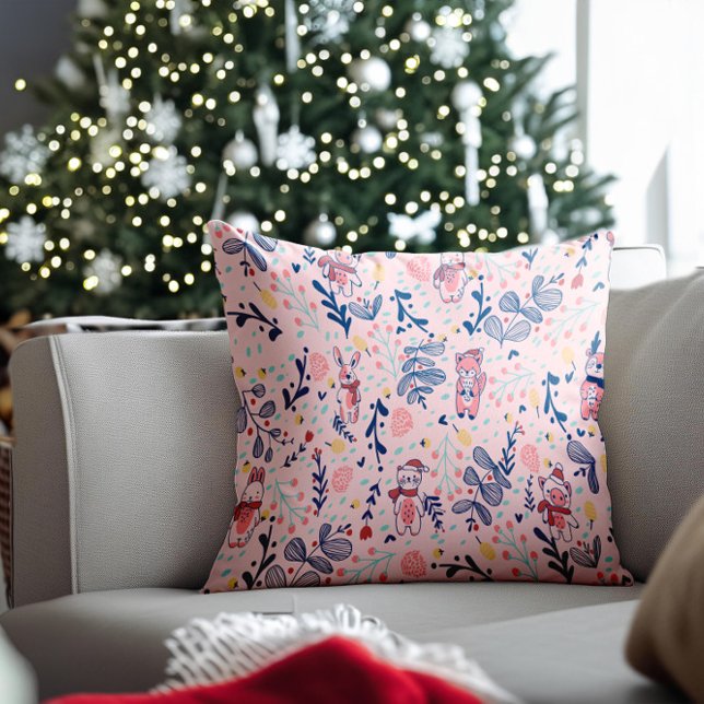 Skogsvänner i en mysig vinter skog med rosaton kudde (Skapare uppladdad)