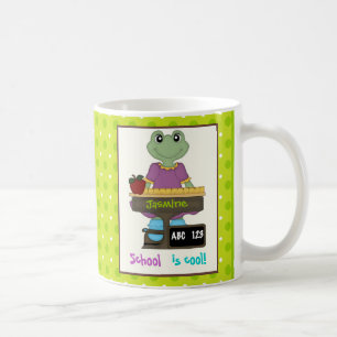 Skolan är coola! Frog vid hennes skrivbord Back to Kaffemugg