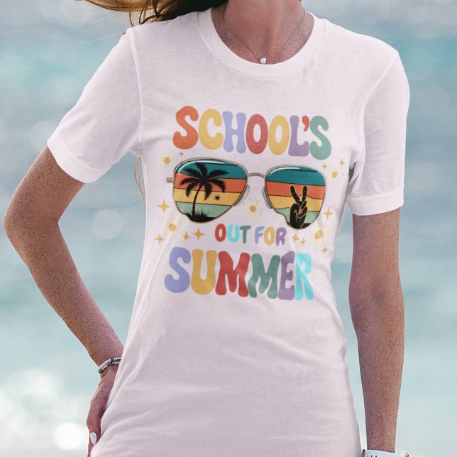 SKOLAN ÄR UT FÖR SOMMER T SHIRT (Skapare uppladdad)
