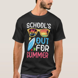 Skolan är ute på sommarsemester t shirt
