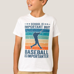 Skolan är viktig, men basket är viktigt t shirt