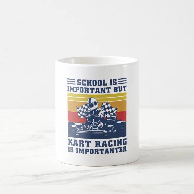Skolan är viktig, men Kart-Tävlan är viktig Kaffemugg (Center)