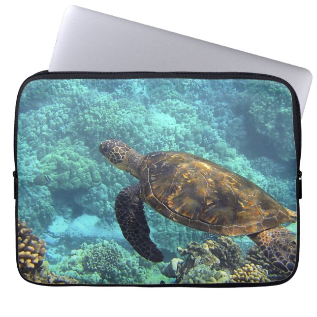 sköldpadda i havet laptop fodral (Framsidan)