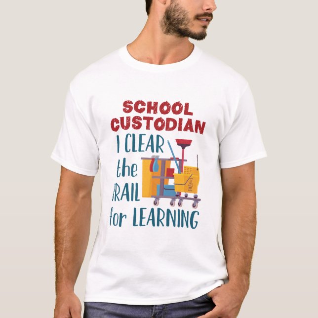 Skolförråd jag rensa utbildningsbanan. t shirt (Framsida)