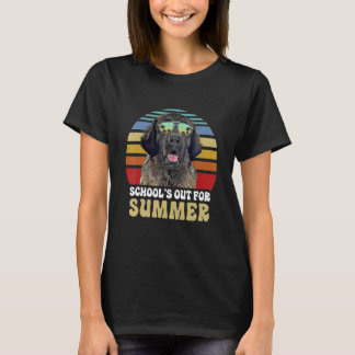 Skolor ut till Hund Lärare i sommarlexikon T Shirt