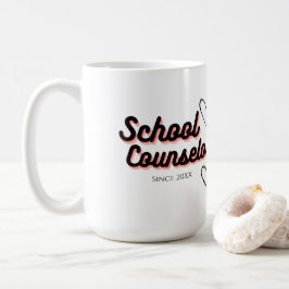 Skolrådgivare med hjärtan kaffemugg
