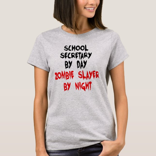 Skolsekreterare Zombie Joke T Shirt (Framsida)