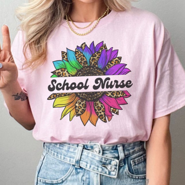 Skolsjuksköterskeyrket Rainbow Solros T Shirt (School Nurse Profession Rainbow Sunflower T-Shirt
)