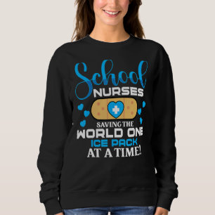 Skolsjuksköterskor som räddar World One Ice Pack p T Shirt
