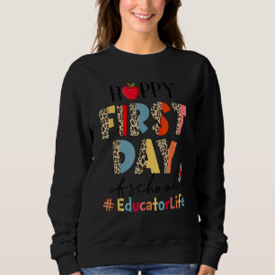 Skolutbildarens första dag: leopard tillbaka till t shirt