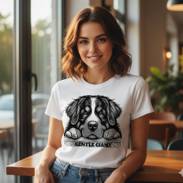 Skön jätte Estetisk grafisk t-shirt för kvinnor