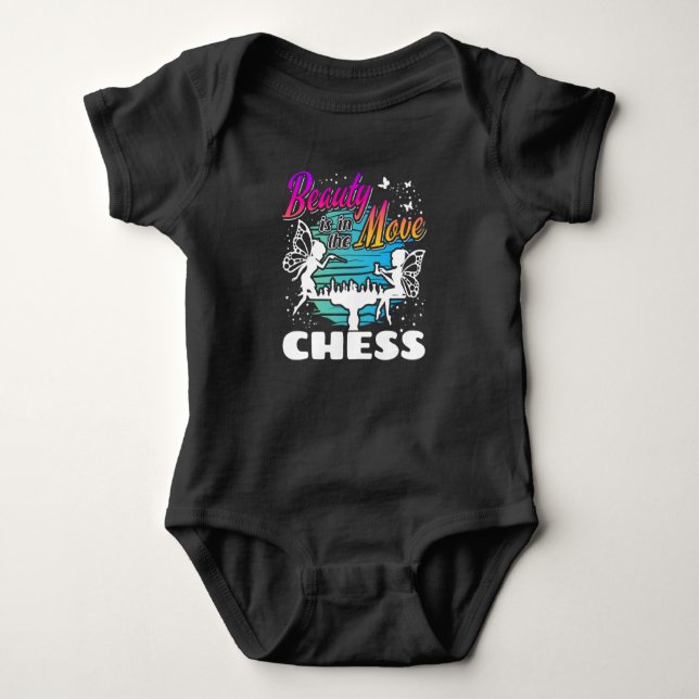 Skönhet i rörelse - Girls Chess Player T Shirt (Framsida)