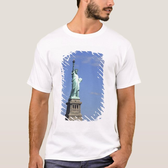 Skönheten hos den berömda Frihetsgudinnan på T-shirt (Framsida)