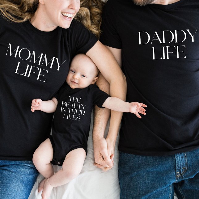 Skönheten i deras liv Familj Matchande Svart T Shirt (Skapare uppladdad)