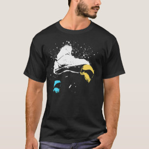 Skor som klättrar upp i en vägg som stöter på skul t shirt