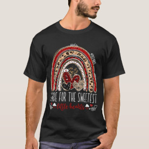 Skötsel av sött litet hjärta PACU Nurse Valentin T Shirt