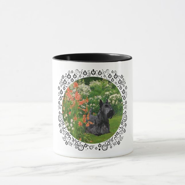 Skotsk terrier med korallblommor mugg (Center)