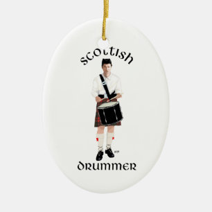 Skotsk trummis - röd kilt julgransprydnad keramik