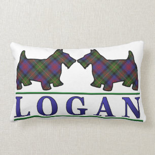 Skotska hundar för Scottie för klanLogan Tartan Lumbarkudde