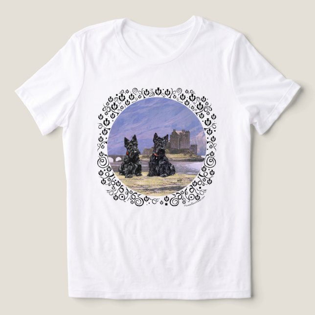 Skotska terrier vid Eilean Donan Castle T Shirt (Design Framsida)