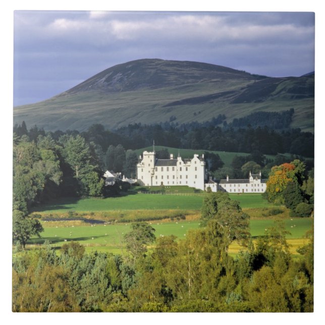 Skottland, Tayside, Blair Castle. I en nödsituatio Kakelplatta (Framsidan)
