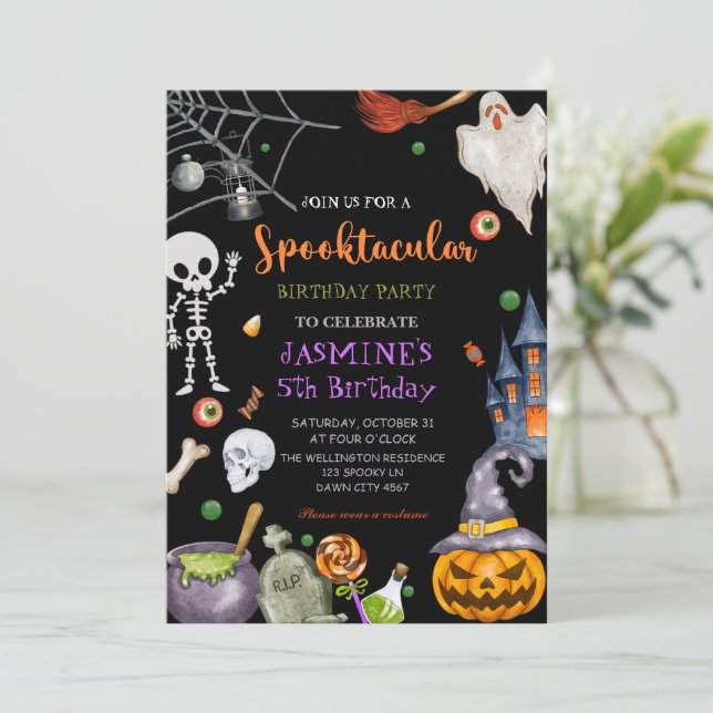 Skräckfulla svarta orange Halloween-födelsedagsfes Inbjudningar (Stående Fram)