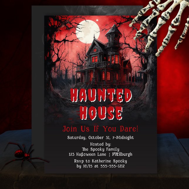 Skräckhus Halloween Kuslig  Gotisk Skog Inbjudningar (Haunted house invitation with eerie red moon and gothic Halloween atmosphere.)
