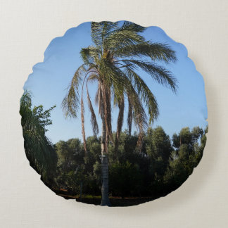 Skräda Handflatan Träd under den fria Himlen Rund Kudde