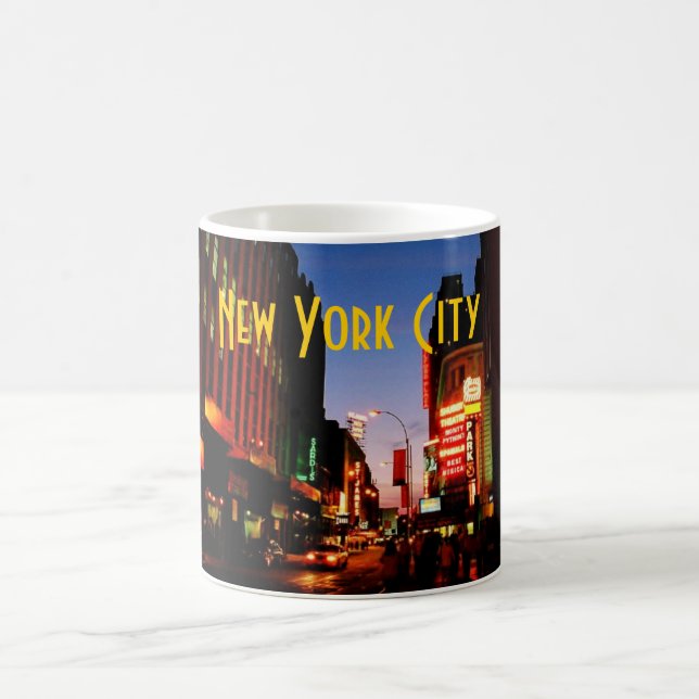Skräddarsy New York City (Broadway) mugg - (Center)