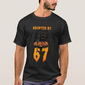 Skrämd av 67 Halloween-kostym Skum rolig Citat T Shirt