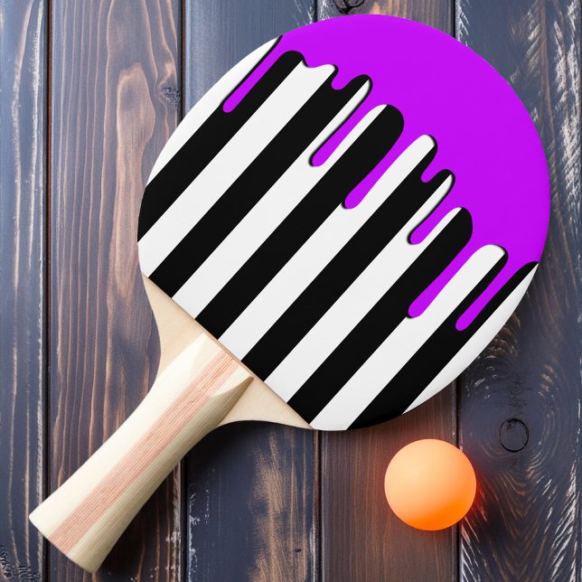 Skrämd randig lila droppning pingisracket (Skapare uppladdad)