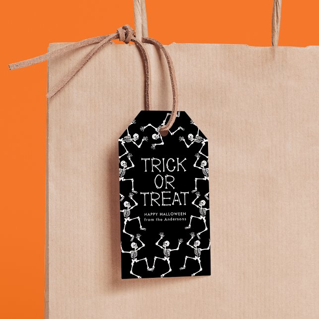 Skrämmande dansande skelett lur eller ge Halloween Presentetikett (Skapare uppladdad)