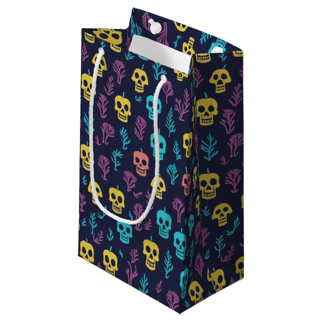 Skrämmande Dia De Los Muertos Färgglatt Skalle Mön (Framsidan Vinklad)