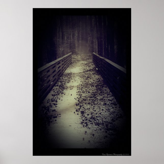 Skrämmande dimmig gångbro poster (Framsidan)